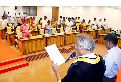 மாநகராட்சி கூட்டத்தில் வரி நிர்ணய தீர்மானங்கள் நிறைவேற்றம்