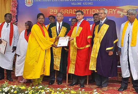 தந்தை பெரியார் என்ஜினீயரிங் கல்லூரியில் பட்டமளிப்பு விழா