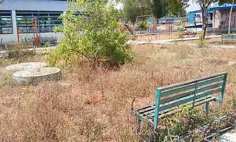 பராமரிப்பற்ற பூங்கா - உடற்பயிற்சி கூடம்