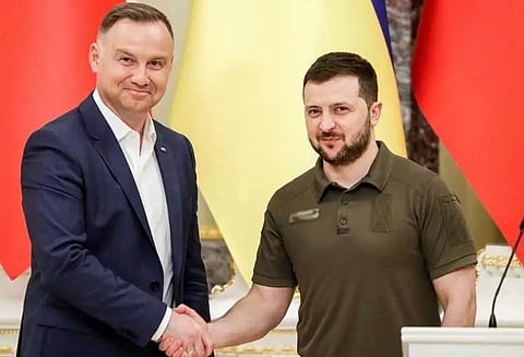 #லைவ் அப்டேட்ஸ்: 'ஒரு அங்குல நிலத்தை கூட விட்டுத்தரக்கூடாது' - உக்ரைன் நாடாளுமன்றத்தில் போலந்து அதிபர் பேச்சு