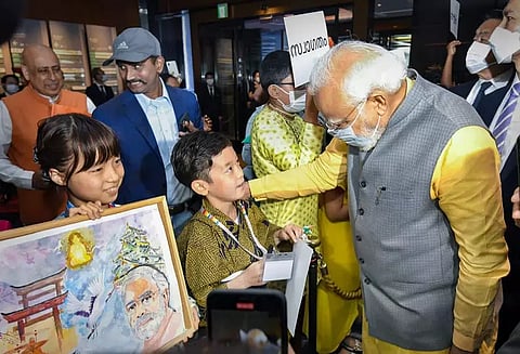 உலகம் புத்தர் காட்டிய வழியை பின்பற்ற வேண்டும் - பிரதமர் மோடி