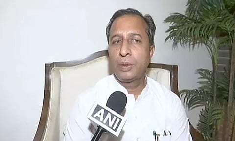 பஞ்சாபில் பதவி நீக்கம் செய்யப்பட்ட சுகாதாரத்துறை மந்திரி அதிரடியாக கைது