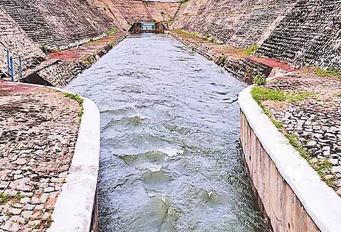 கண்டலேறு அணையில் இருந்து பூண்டி ஏரிக்கு தண்ணீர் திறப்பு