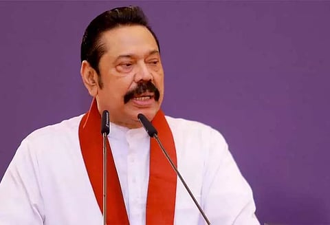 இலங்கையில் நடந்த வன்முறை தொடர்பாக முன்னாள் பிரதமர் மகிந்த ராஜபக்சேவிடம் விசாரணை