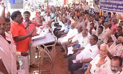 ஓய்வூதியர்கள் ஆர்ப்பாட்டம்