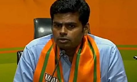 'பிரதமரை மேடையில் அமரவைத்து, தமிழக முதல்-அமைச்சர் இப்படி பேசலாமா?' - அண்ணாமலை