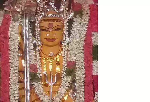 சந்தனகாப்பு அலங்காரத்தில் பிடாரியம்மன்