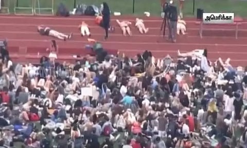 துப்பாக்கிக் கலாச்சாரம் வேண்டாம்: அமெரிக்காவில் போராட்டத்தில் குதித்த பள்ளி மாணவர்கள்