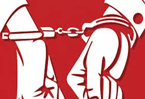 மனைவியை தாக்கிய கணவர் கைது