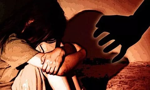 சிறுமிக்கு பாலியல் தொல்லை கொடுத்த சித்த மருத்துவர் - போக்சோ சட்டத்தில் கைது