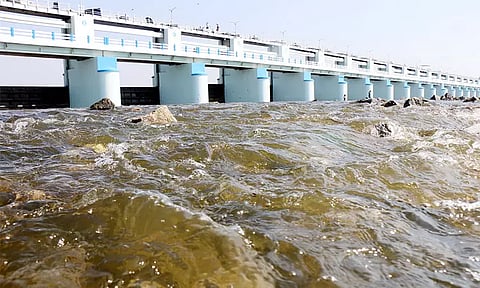 கல்லணைக்கால்வாயில் திறக்கப்பட்ட தண்ணீர் நிறுத்தம்..!