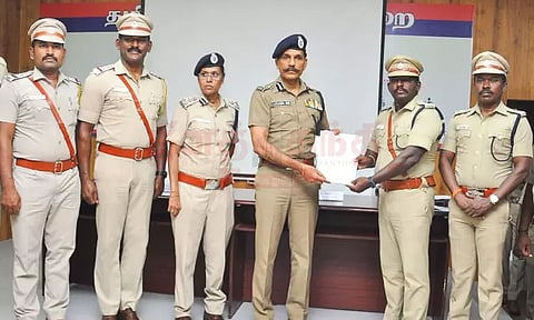 வேலையில் சேர்ப்பதற்கு முன்பாக வெளிமாநிலத்தவர்கள் மீது வழக்குகள் உள்ளதா என்பதை உறுதி செய்ய வேண்டும் - டி.ஜி.பி. சைலேந்திரபாபு