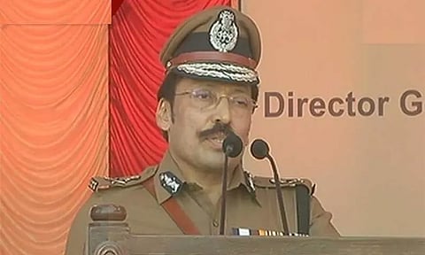 காவல் பணியை தான் முடிக்கிறேன், மக்கள் பணி தொடரும் - பிரிவு உபசார விழாவில் டி.ஜி.பி ரவி பேச்சு