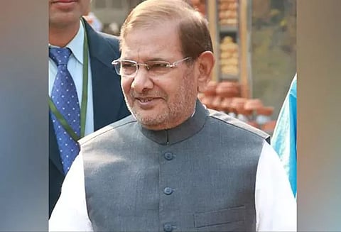 2000ம் ஆண்டு முதல் நாடாளுமன்ற எம்.பி.! 22 ஆண்டுகளுக்கு பின் டெல்லி பங்களாவை காலி செய்த முன்னாள் மந்திரி