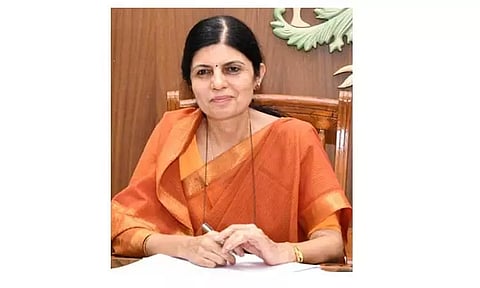 தலைமை செயலாளர் வந்திதா சர்மா