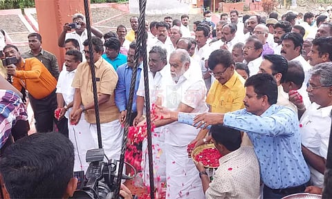 முல்லைப் பெரியாறு அணையில் முதல் போக சாகுபடிக்கு தண்ணீர் திறப்பு