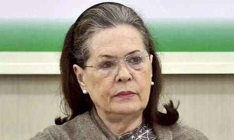 காங்கிரஸ் தலைவர் சோனியா காந்திக்கு கொரோனா பாதிப்பு உறுதி