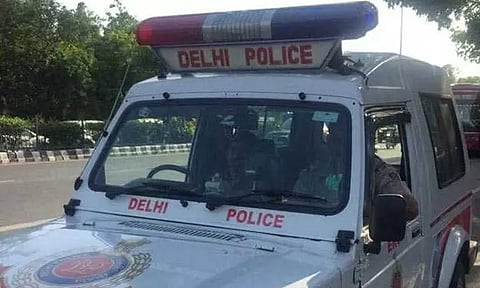 திரைப்பட பாணியில்... புகார் அளித்த 1 மணிநேரத்தில் திருடனை விரட்டி பிடித்த பெண் துணை ஆய்வாளர்