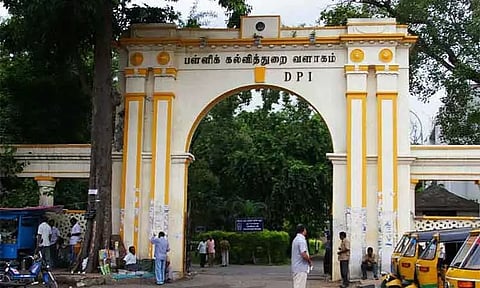 10, 11, 12ம் வகுப்பு பொதுத்தேர்வுகளில் 6.5 லட்சம் மாணவர்கள் ஆப்சென்ட் - பள்ளிக்கல்வித்துறை அதிரடி உத்தரவு