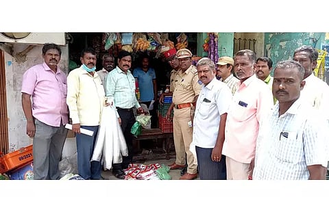 கடைகளுக்கு அபராதம்