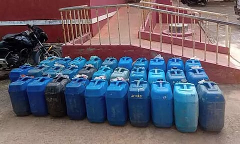 1½ டன் ரேஷன் அரிசி, 1000 லிட்டர் மண்எண்ணெய் பறிமுதல்