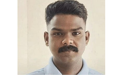 போலீஸ்காரர் தூக்குப்போட்டு தற்கொலை