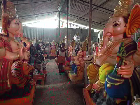கண்கவர் வண்ணங்களில் 1500 விநாயகர் சிலைகள் தயாரிப்பு