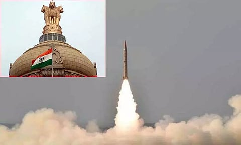 இந்திய ஏவுகணை பாகிஸ்தானுக்குள் விழுந்த விவகாரம்: விமானப்படை அதிகாரிகள் 3 பேர் பணி நீக்கம்