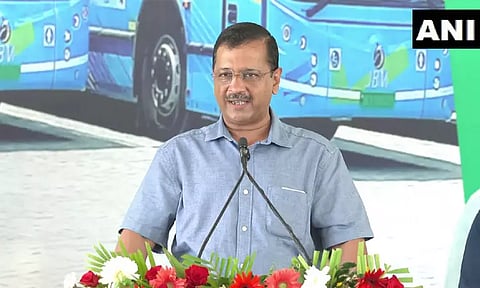 ஆம் ஆத்மி எம்.எல்.ஏ.க்களுக்கு சி.பி.ஐ. சோதனை மிரட்டல்; கெஜ்ரிவால் பேச்சு