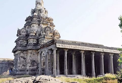 பல்லவ மன்னர் கட்டிய மலை சிவாலயம்