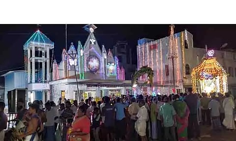 புனித ஹங்கேரி எலிசபெத்தம்மாள் ஆலய தேர் பவனி