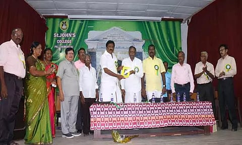 புத்தக வெளியீட்டு விழா