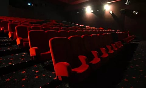 ஆப்கானிஸ்தான்: 1 வருடத்திற்கு பின் மீண்டும் திறக்கப்படும் திரையரங்குகள்