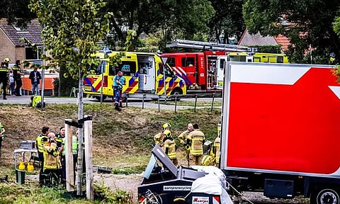 உணவு திருவிழா கூட்டத்துக்குள் லாரி புகுந்து விபத்து: 6 பேர் உடல் நசுங்கி சாவு