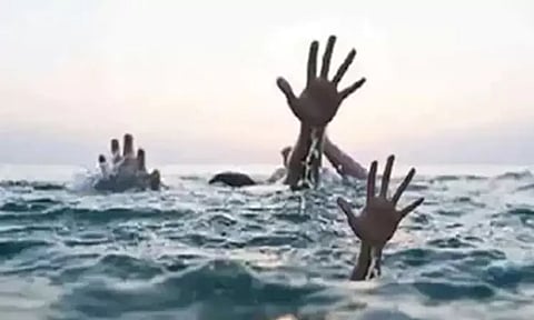 கடவுள் கிருஷ்ணர் சிலையை ஆற்றில் கரைக்க சென்ற 5 வாலிபர்கள் நீரில் மூழ்கி உயிரிழப்பு