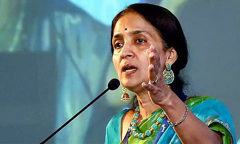 என்.எஸ்.இ முறைகேடு குறித்த அமலாக்கத்துறை வழக்கு - சிபிஐ சிறப்பு கோர்ட்டு அதிரடி உத்தரவு