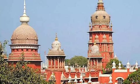 கட்டுமான நிறுவனத்திற்கு எதிரான மோசடி புகார் - மத்தியஸ்தம் செய்ய ஓய்வுபெற்ற நீதிபதி கிருபாகரன் நியமனம்