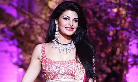 ரூ.200 கோடி பணமோசடி வழக்கு; கோர்ட்டில் ஆஜராக நடிகை ஜாக்குலின் பெர்னாண்டசுக்கு உத்தரவு