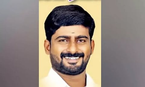 அதிமுக முன்னாள் அமைச்சர் ஆர்.பி. உதயகுமாருக்கு கொலை மிரட்டல் - கூட்டுறவு சங்க தலைவர் கைது