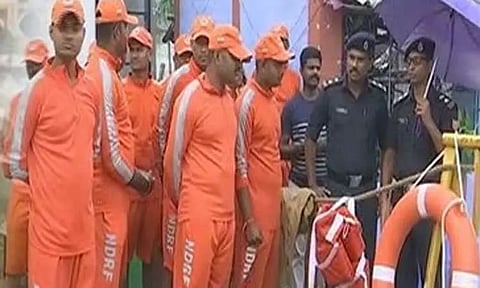 காவிரி ஆற்றில் வெள்ளப்பெருக்கு: பவானிக்கு தேசிய பேரிடர் மீட்பு படையினர் 25 பேர் வருகை..!