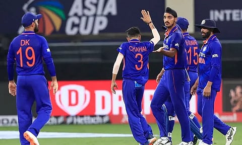 கோலி, சூர்யகுமார் அதிரடி: ஹாங்காங்கை வீழ்த்தி சூப்பர்4 சுற்றுக்கு இந்தியா தகுதி