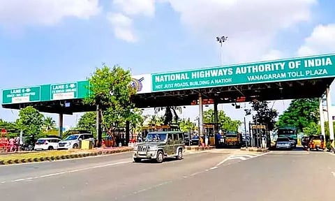 சுங்கக் கட்டண உயர்வை திரும்பபெற வேண்டும் - கம்யூனிஸ்டு கட்சிகள் வலியுறுத்தல்