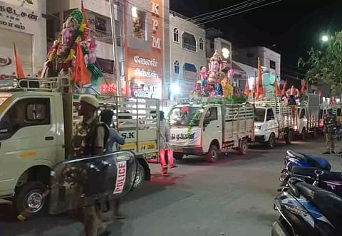 விநாயகர் சிலைகள் காவிரி ஆற்றில் கரைப்பு