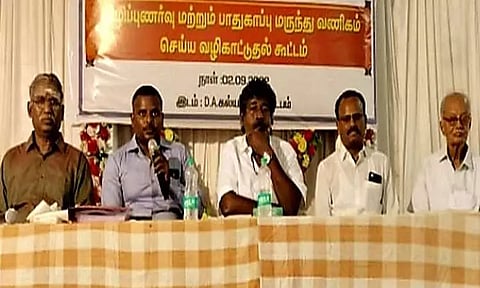 டாக்டரின் பரிந்துரை இன்றி வலிநிவாரண மருந்துகள் வழங்க கூடாது