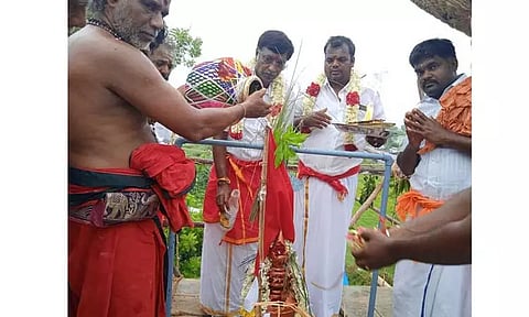 கருவேப்பிலைபாளையம் பேர்கொடி அய்யனாரப்பன் கோவில் கும்பாபிஷேகம்