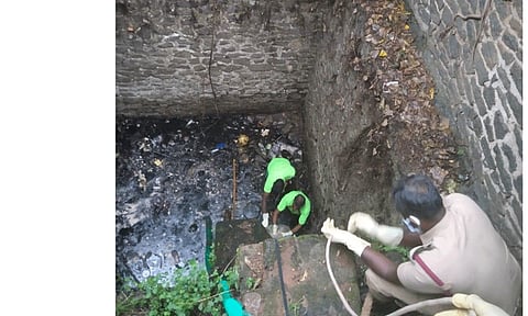 நாகாகோவிலில் பரபரப்பு:பாழடைந்த கிணற்றில் மனித எலும்புக்கூடு கொலையா? போலீசார் விசாரணை