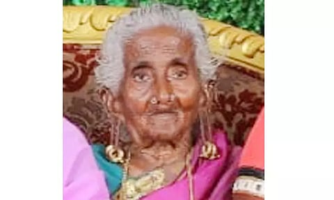 கமுதி அருகே நகைக்காக மூதாட்டி கொலை - பக்கத்துவீட்டு மூதாட்டி கைது