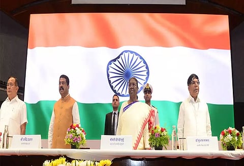 கல்வி நிறுவனங்களை எதிர்காலத்துக்கு தயார்படுத்த வேண்டும் - ஜனாதிபதி திரவுபதி முர்மு