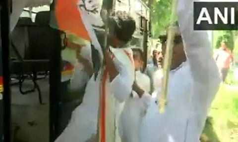 விலைவாசி உயர்வுக்கு எதிராக டெல்லியில் காங்கிரஸ் கட்சியினர் போராட்டம்