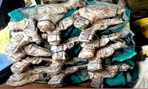 சட்டவிரோதமாக ஆயுத விற்பனையில் ஈடுபட்ட 3 பேர் கைது - பஞ்சாப் போலீசார் அதிரடி